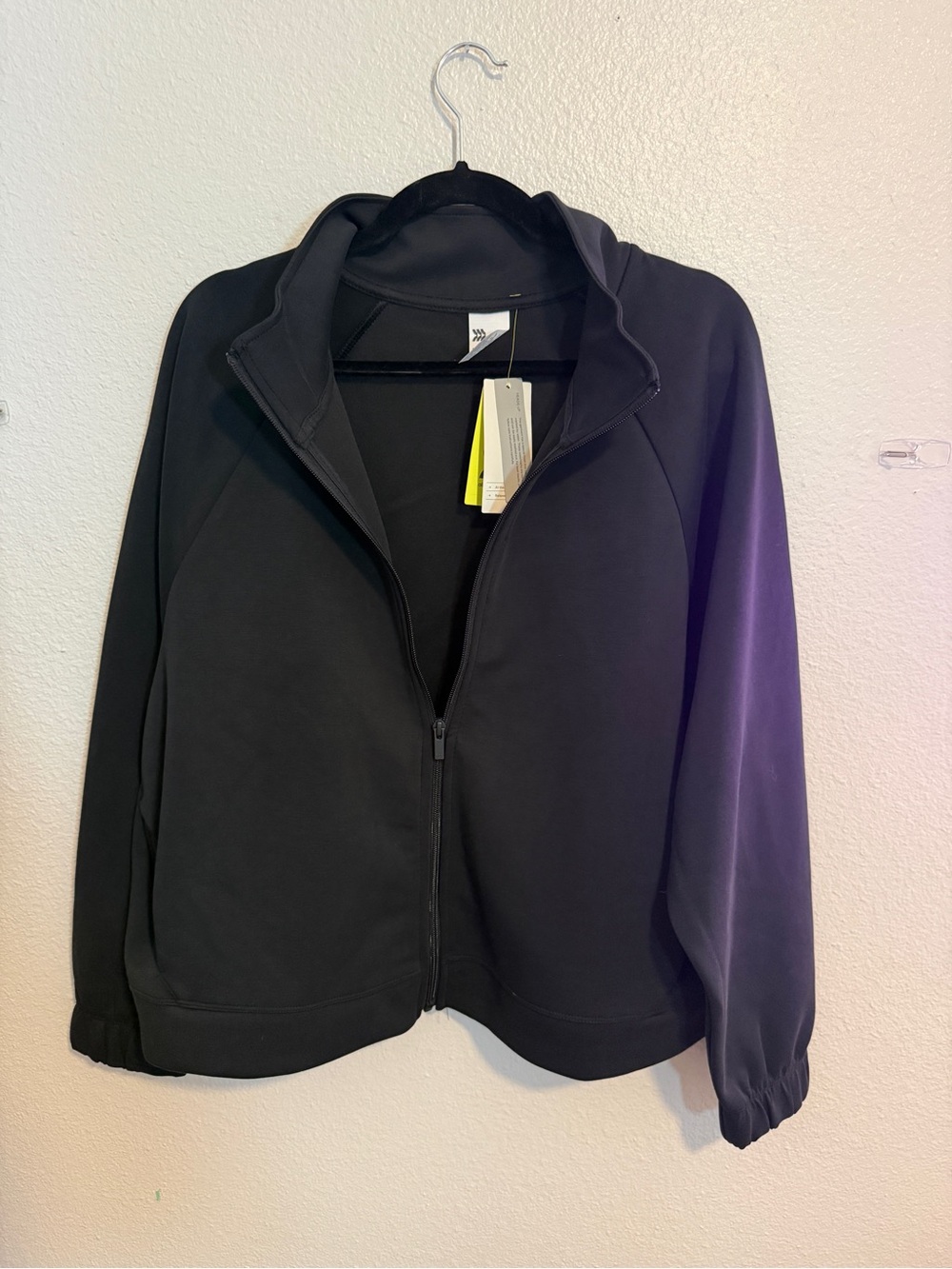 All In Motion Women’s XXL Airy Sleek Full Zip Jacket Black NWT - Picture 11 of 14